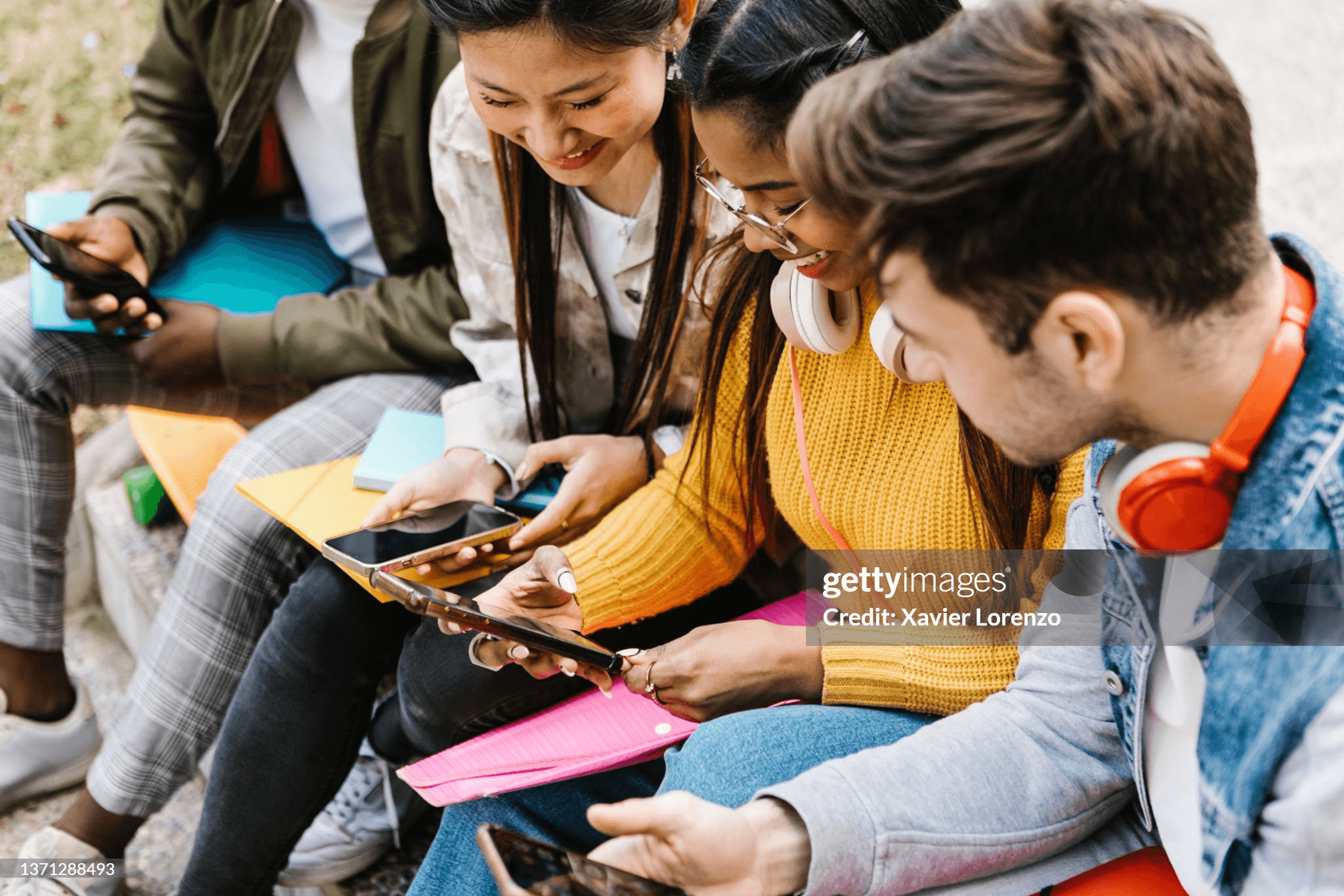 Featured article background